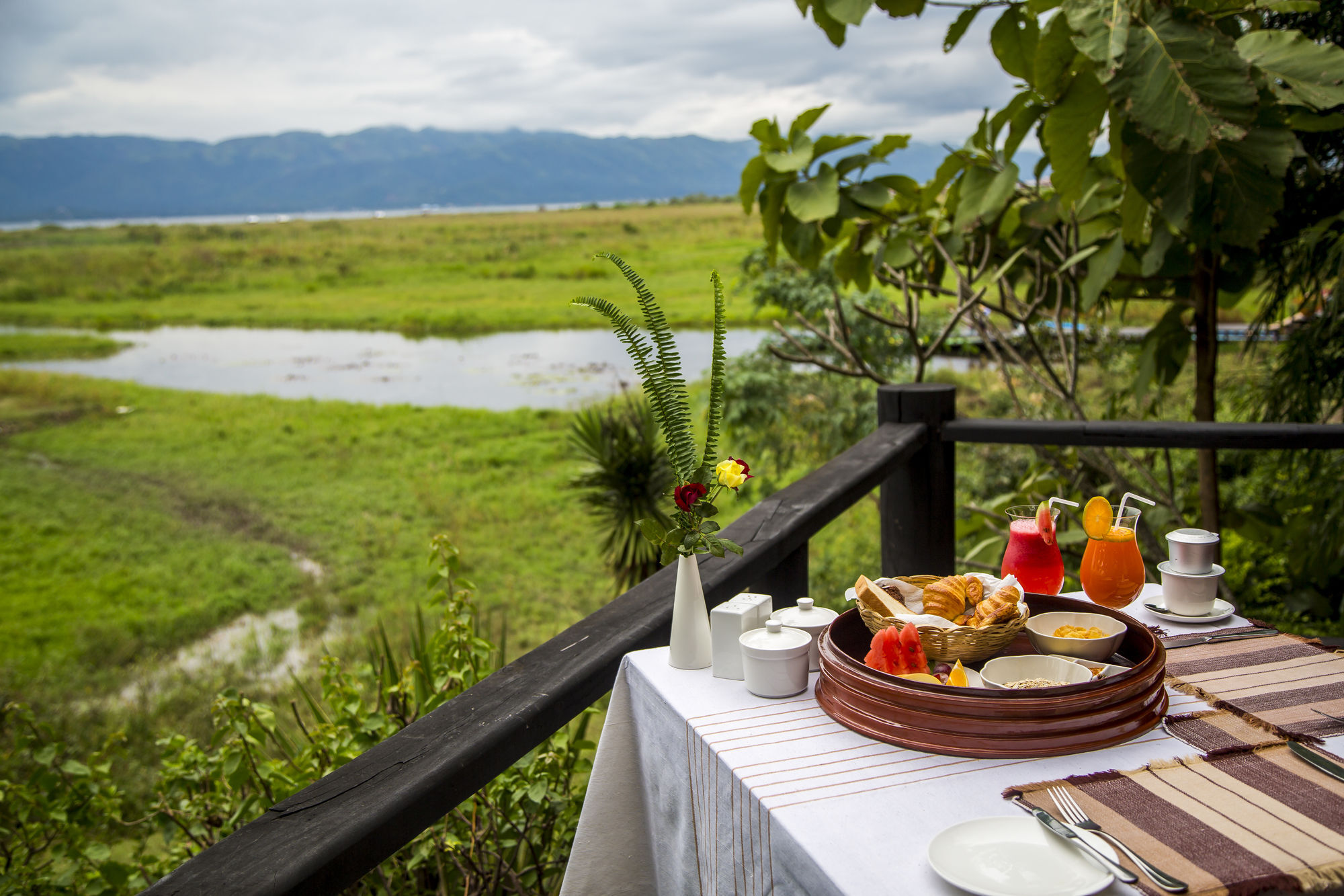 Inle Resort And Spa Villa Nyaung Shwe Kültér fotó